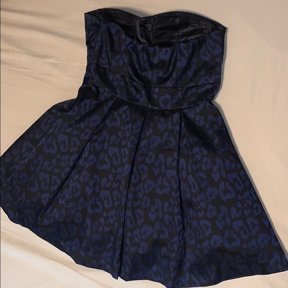 Strapless blue cheetah print dress - Picture 2 of 4